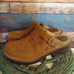 Born Leather Clogs Size 8M